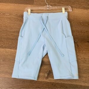 Alo yoga Womens blue drawstring biker shorts with side pockets S